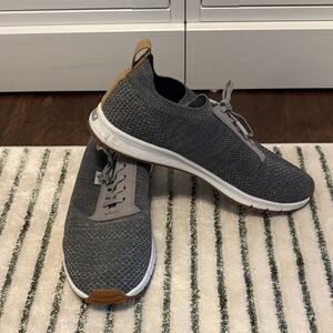 True Gray Knit Men's Shoes